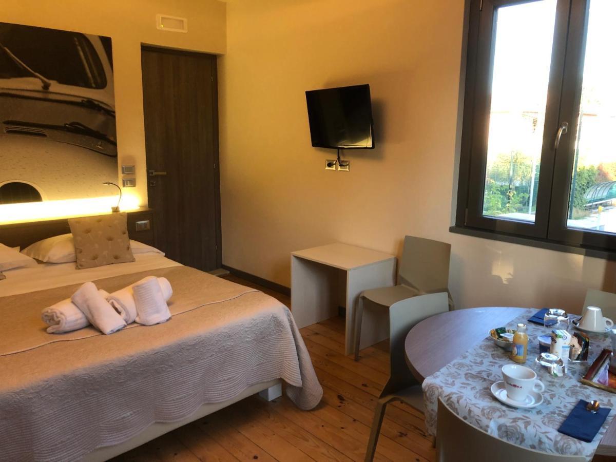 International Rooms & Apartments Sirmione Kültér fotó