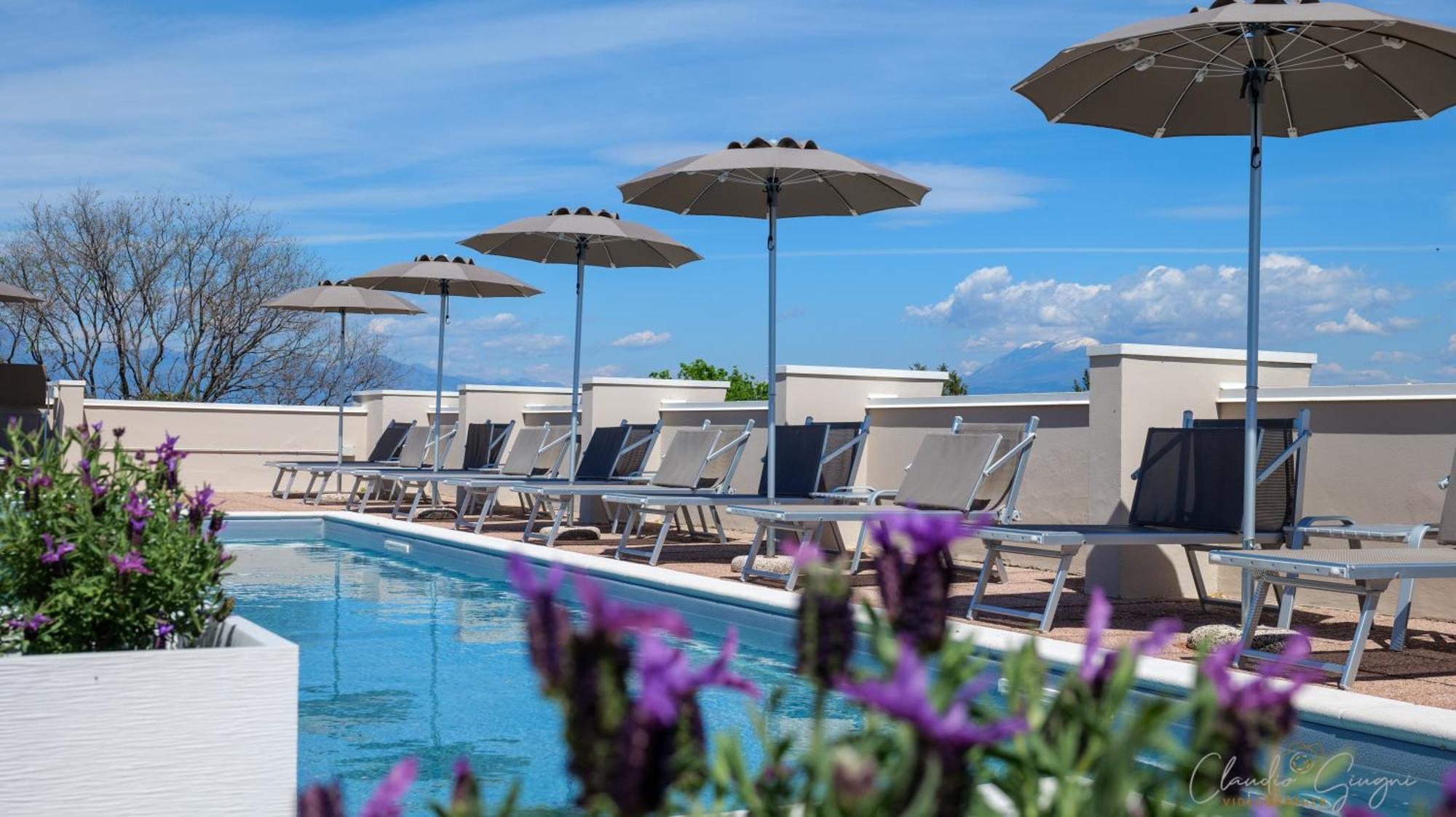 International Rooms & Apartments Sirmione Kültér fotó
