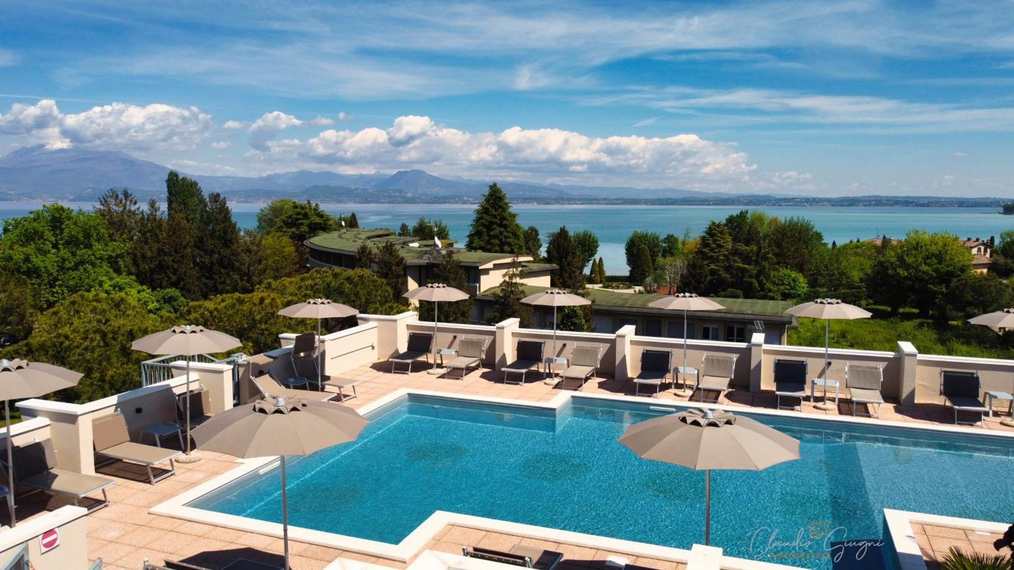 International Rooms & Apartments Sirmione Kültér fotó